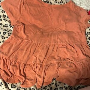 art class Short Sleeve Ruffle Top - Coral